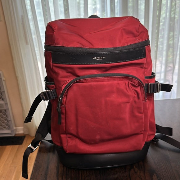 Michael Kors Kent cycling lightweight backpack - Picture 2 of 16